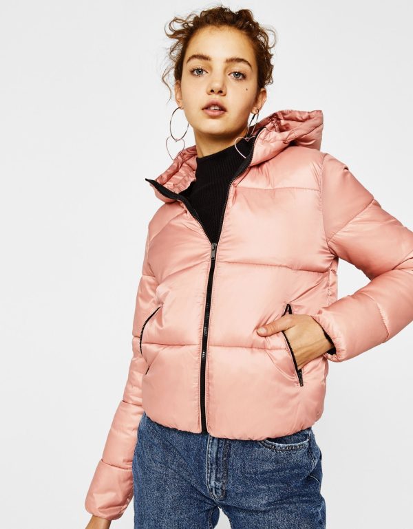 Puffer jacket with hood